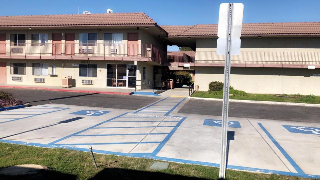 Baymont By Wyndham Coalinga Villa Exterior photo